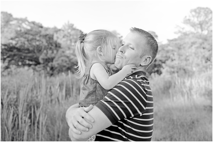 un Outdoors Virginia Beach Family Maternity Session