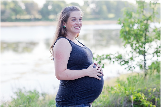 un Outdoors Virginia Beach Family Maternity Session