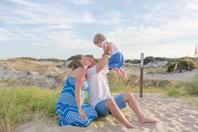 Lifestyle Beach Maternity Session by Brooke Tucker Photography