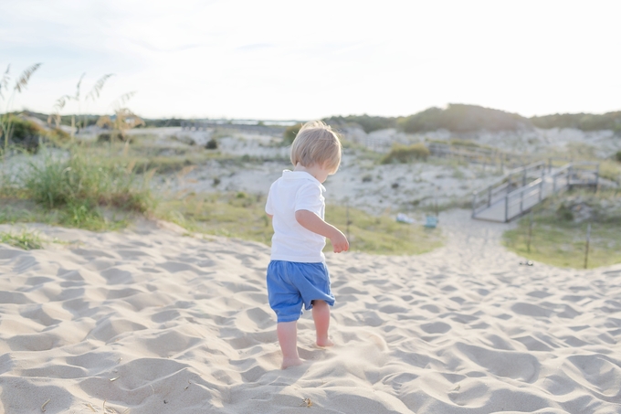 Lifestyle Beach Maternity Session by Brooke Tucker Photography