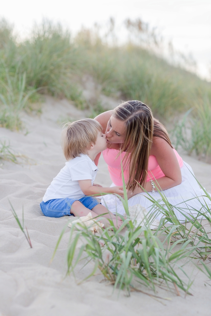 Lifestyle Beach Maternity Session by Brooke Tucker Photography