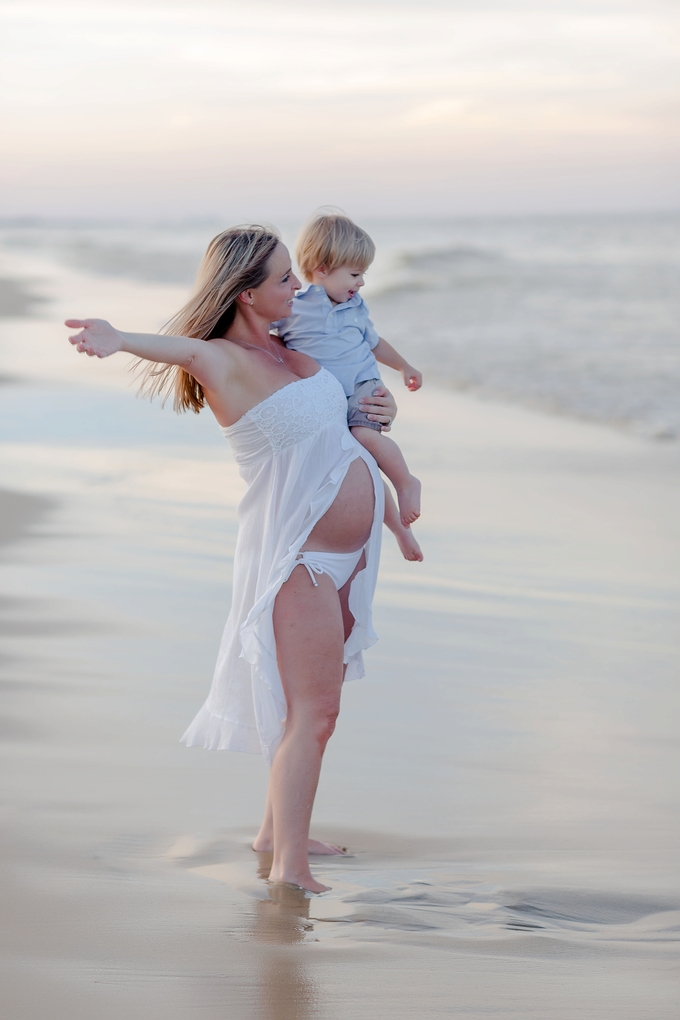 Lifestyle Beach Maternity Session by Brooke Tucker Photography