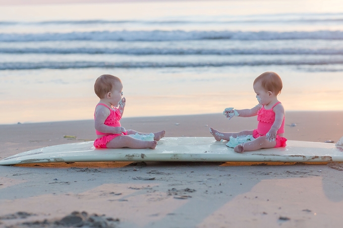 Beautiful Sunrise Surfing Cake Smash by Brooke Tucker Photography