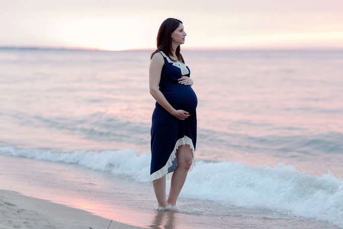 Beautiful Lifestyle Maternity session Brooke Tucker Photography