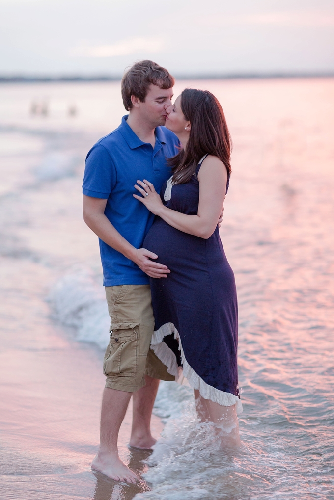 Beautiful Lifestyle Maternity session Brooke Tucker Photography