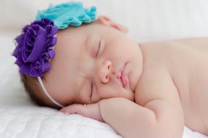 Hampton Roads Lifestyle newborn session by Brooke Tucker Photography