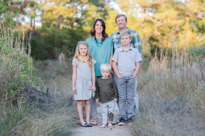 Teal and Grey Outdoor Family lifestyle photography by Brooke Tucker