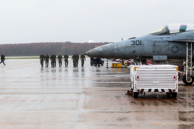 Emotional Rainy Day Navy Pilot Family Homecoming