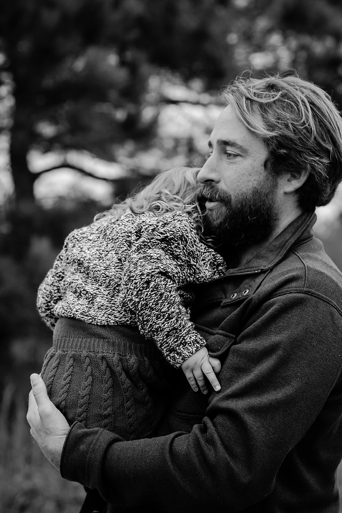 Outdoor lifestyle family session by Brooke Tucker Photography