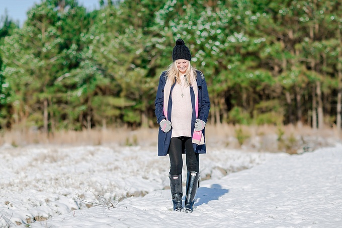 Beautiful Virginia Beach Snowy Maternity Session by Brooke Tucker Photography