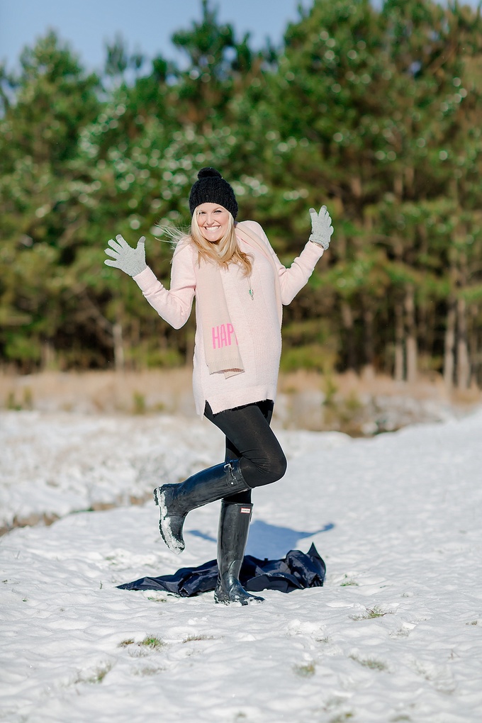 Beautiful Virginia Beach Snowy Maternity Session by Brooke Tucker Photography