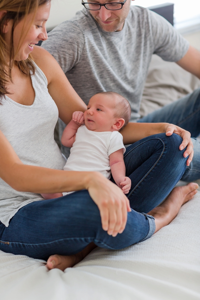 Comfortable in home Lifestyle newborn photography by brooke tucker photography