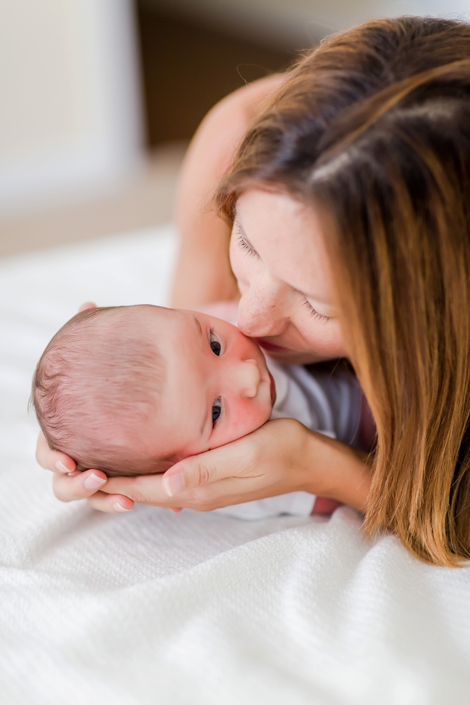 Comfortable in home Lifestyle newborn photography by brooke tucker photography