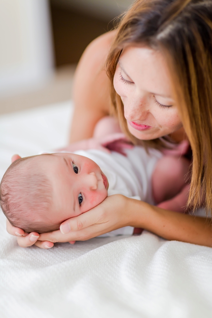 Comfortable in home Lifestyle newborn photography by brooke tucker photography