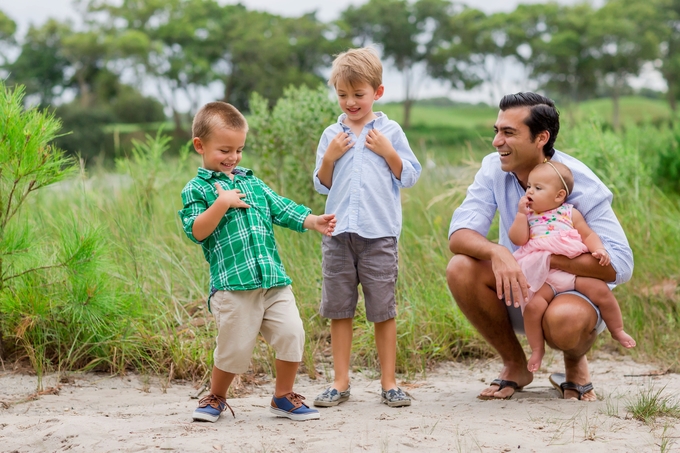 Beautiful Outdoor Family Lifestyle Photography Session | Brooke tucker photography