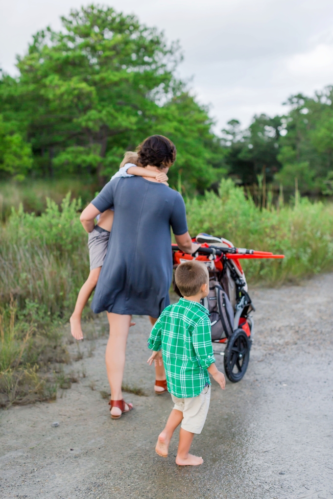 Beautiful Outdoor Family Lifestyle Photography Session | Brooke tucker photography