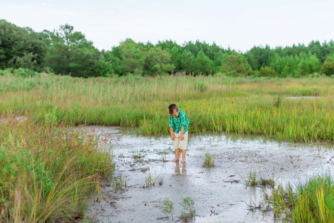 Beautiful Outdoor Family Lifestyle Photography Session | Brooke tucker photography