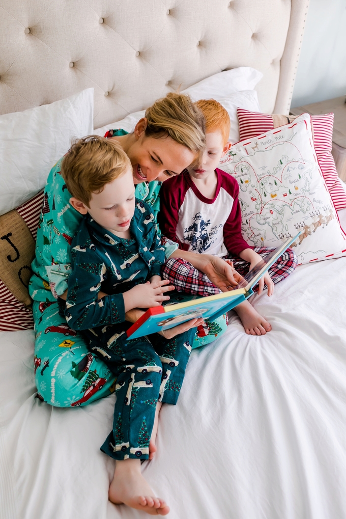 Christmas Pajamas and Milk with Mommy Lifestyle photography Session by Brooke Tucker Photography