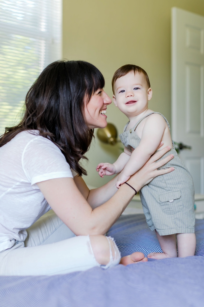 Rachel and Hux beautiful in home lifestyle session