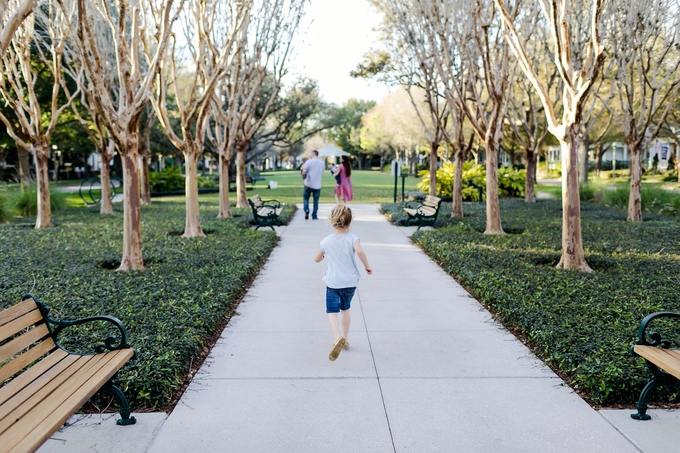 Florida Family Photographer/ Beautiful Outdoor Family portraits