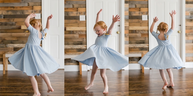 Indoor Mommy and Me, Pillow Fight