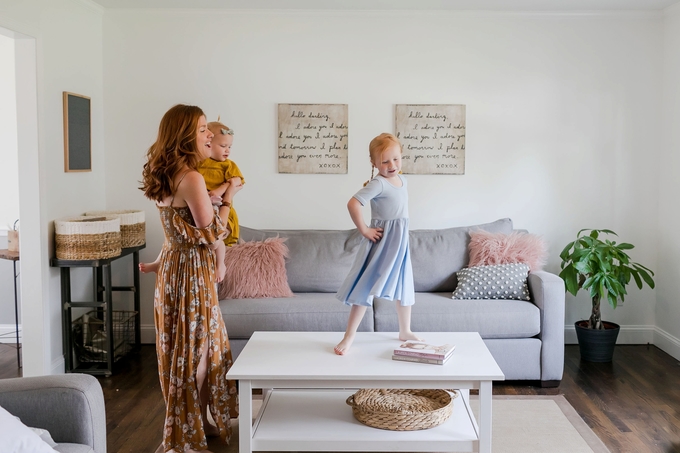 Indoor Mommy and Me, Pillow Fight