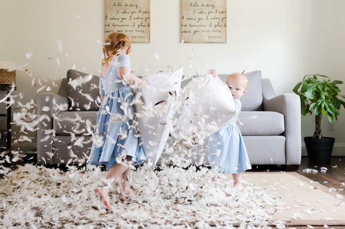 Indoor Mommy and Me, Pillow Fight