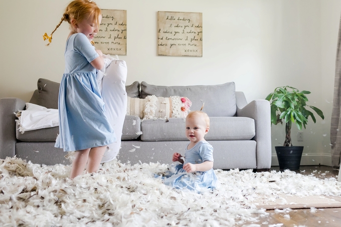 Indoor Mommy and Me, Pillow Fight