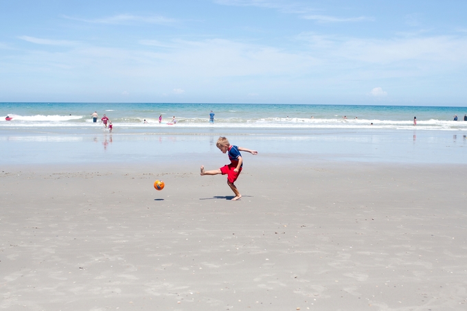 family fun at cocoa beach, children and family photography