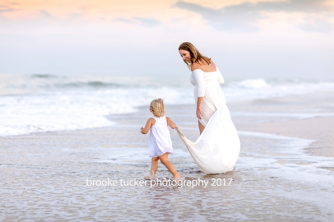 Beautiful beach mother and daughter photographer, virginia beach child and family photographer brooke tucker photography