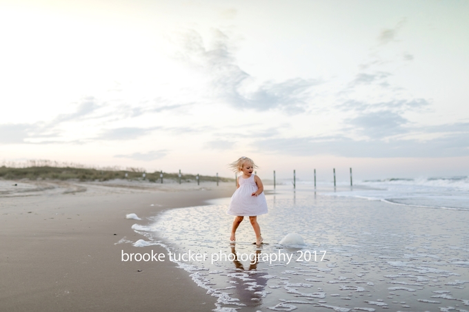 Beautiful beach mother and daughter photographer, virginia beach child and family photographer brooke tucker photography