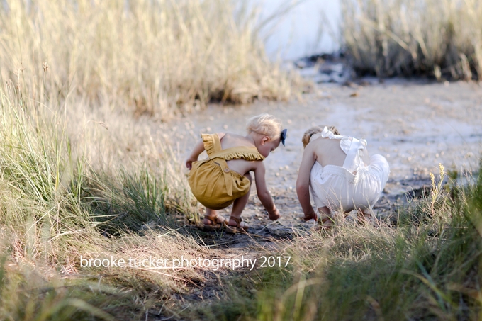 Beautiful outdoor family portraits, Virginia Child and Family photographer brooke tucker