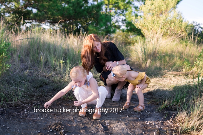 Beautiful outdoor family portraits, Virginia Child and Family photographer brooke tucker