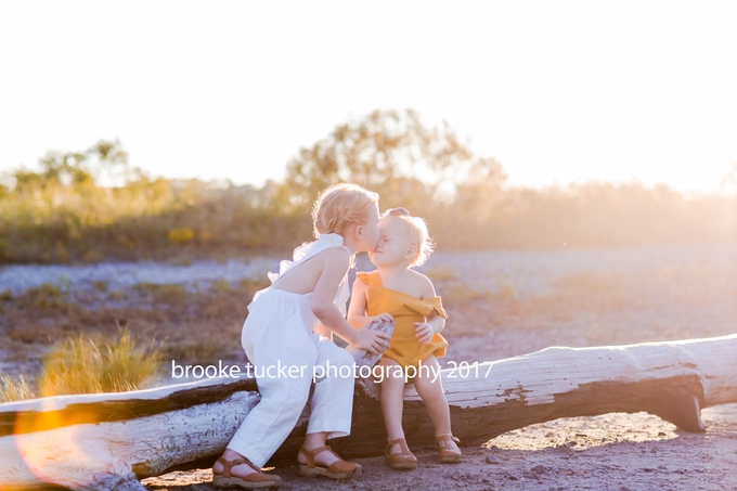 Beautiful outdoor family portraits, Virginia Child and Family photographer brooke tucker