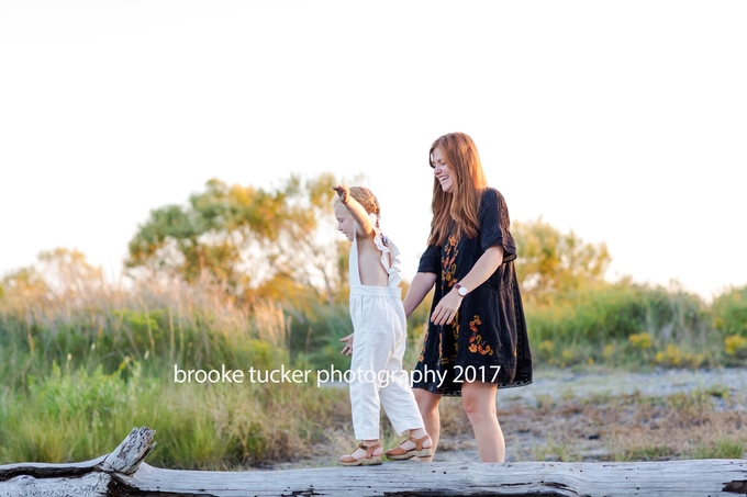 Beautiful outdoor family portraits, Virginia Child and Family photographer brooke tucker