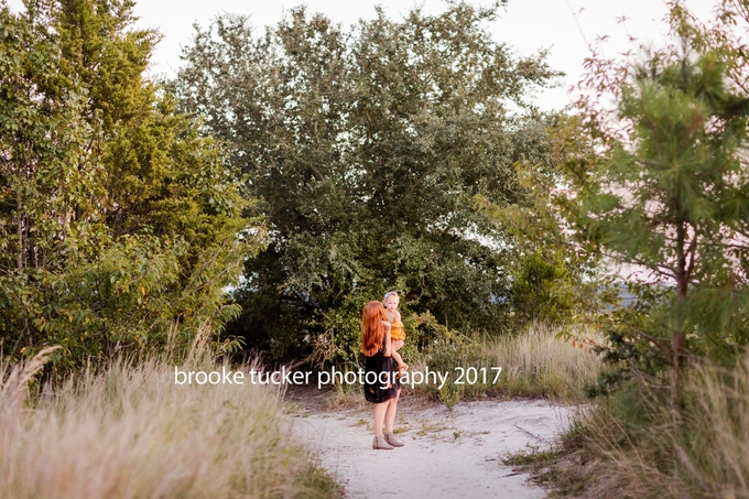 Beautiful outdoor family portraits, Virginia Child and Family photographer brooke tucker