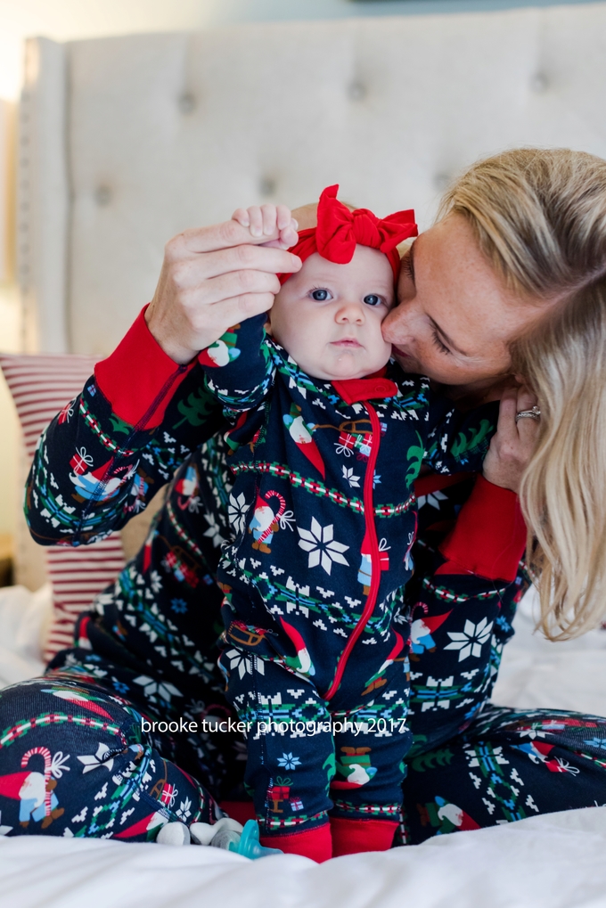 holiday family portraits, lifestyle christmas pajamas, family holiday pj