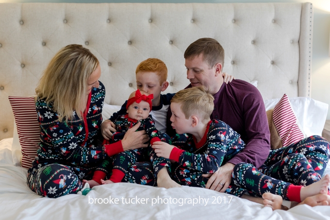 holiday family portraits, lifestyle christmas pajamas, family holiday pj