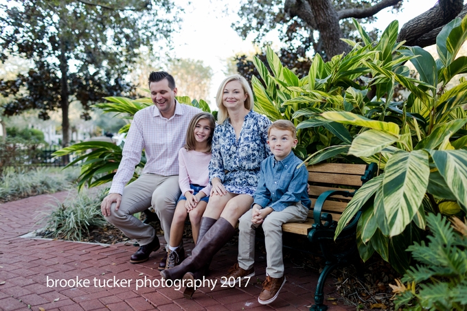 Florida child and family photographer Brooke Tucker,beautiful sun filled outdoor lifestyle family portraits