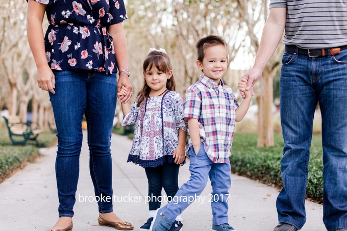 beautiful outdoor florida lifestyle family portraits brooke tucker photography