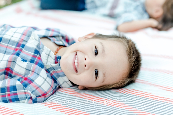 beautiful outdoor florida lifestyle family portraits brooke tucker photography