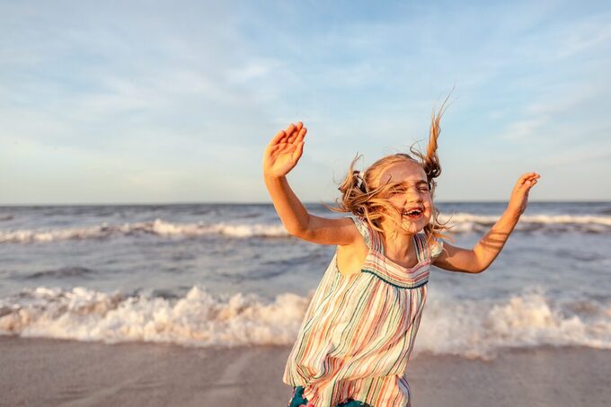 Hampton Roads Beach Photographer Brooke Tucker